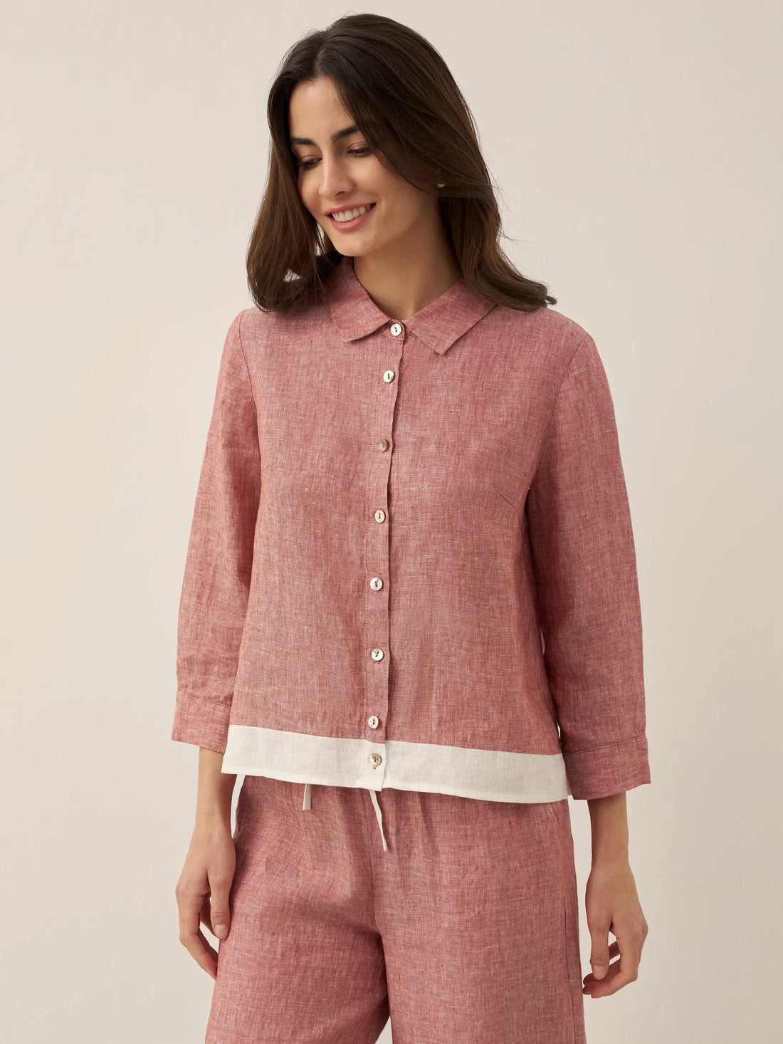 100% Linen Long-Sleeve Collared Shirt