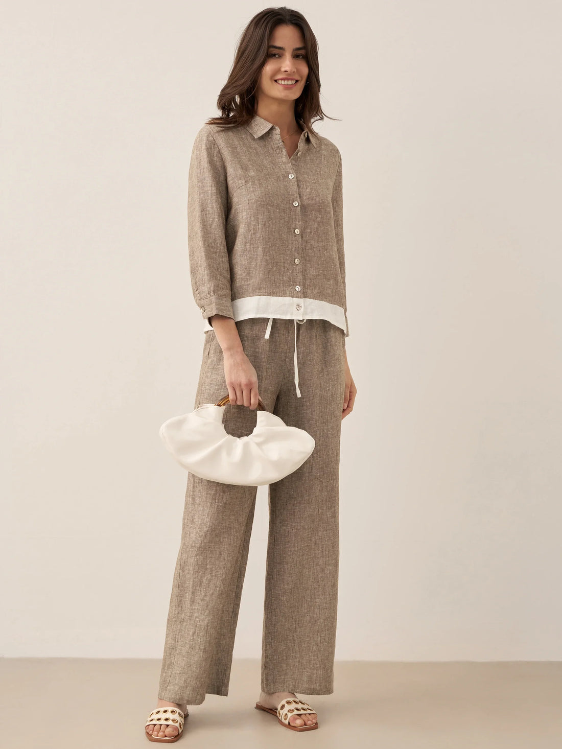 100% Linen Long-Sleeve Collared Shirt