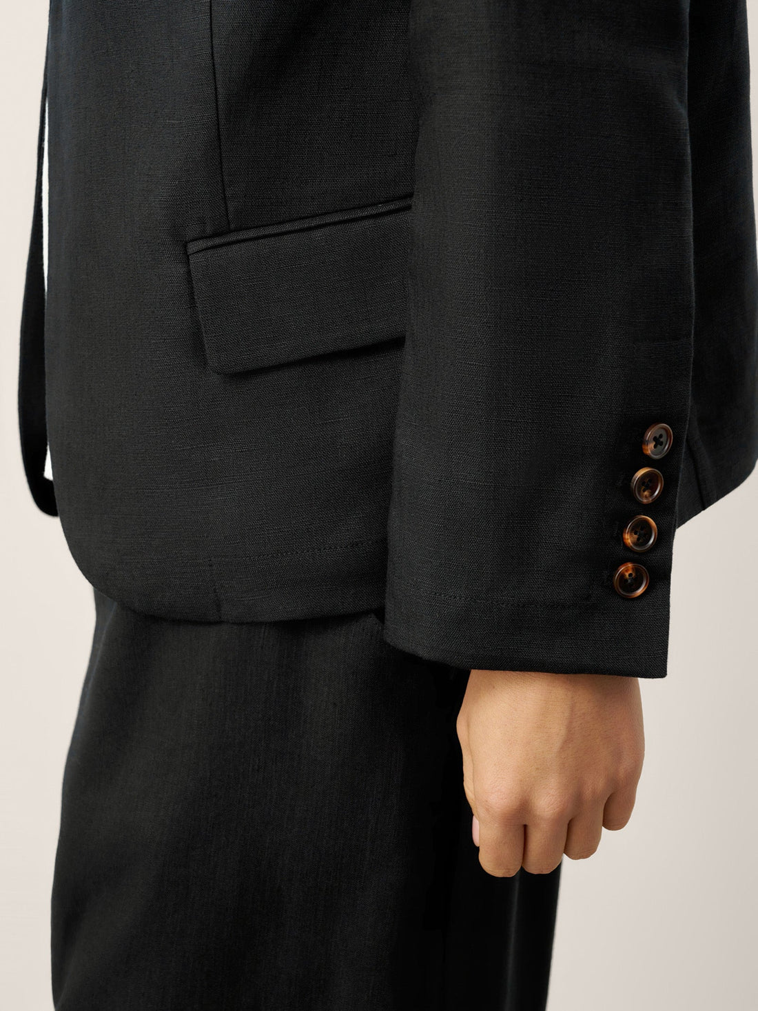 Linen Blend V-Neck Tailored Blazer