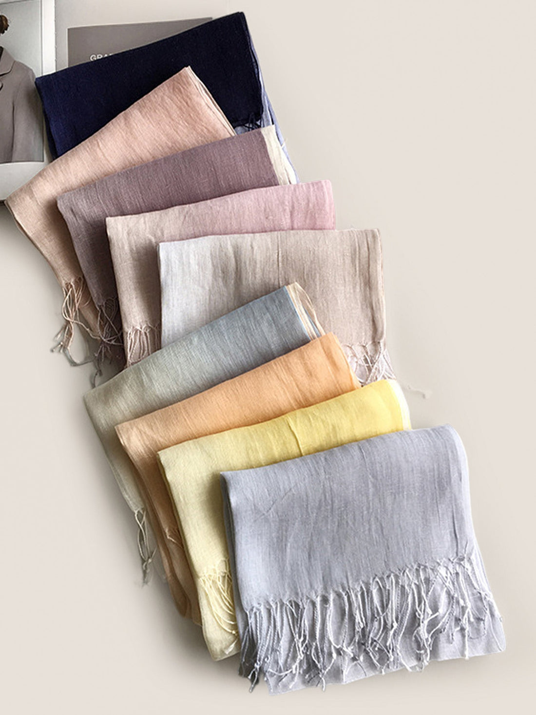 100% Linen Gradient Fringed Scarf