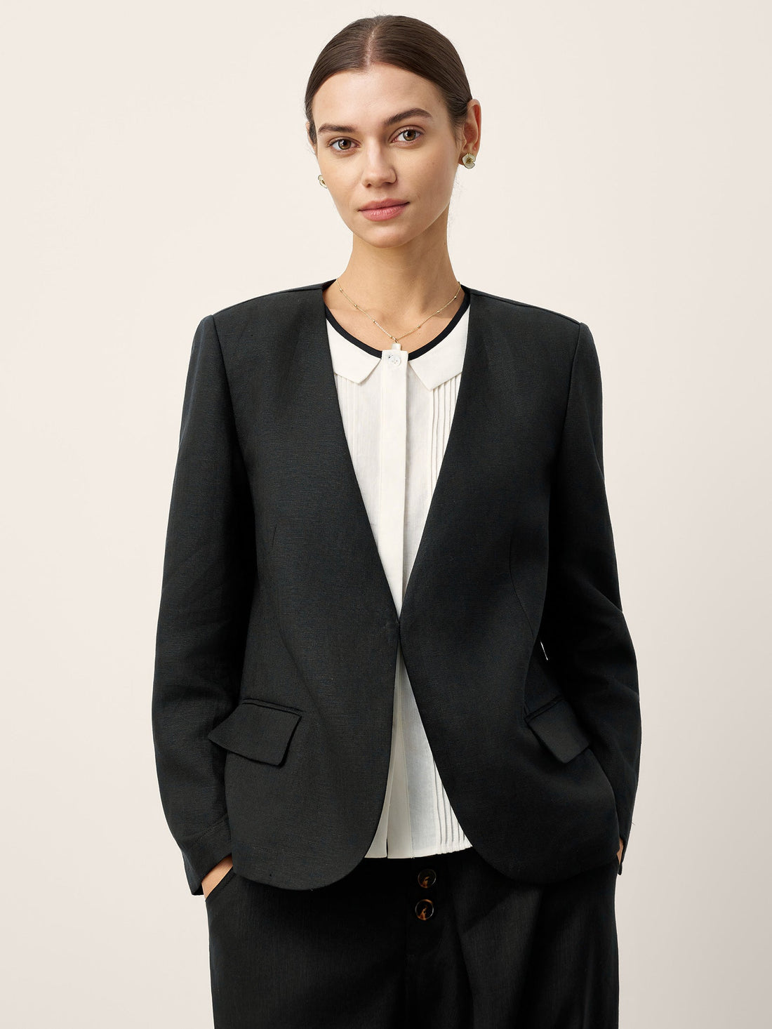 Linen Blend V-Neck Tailored Blazer