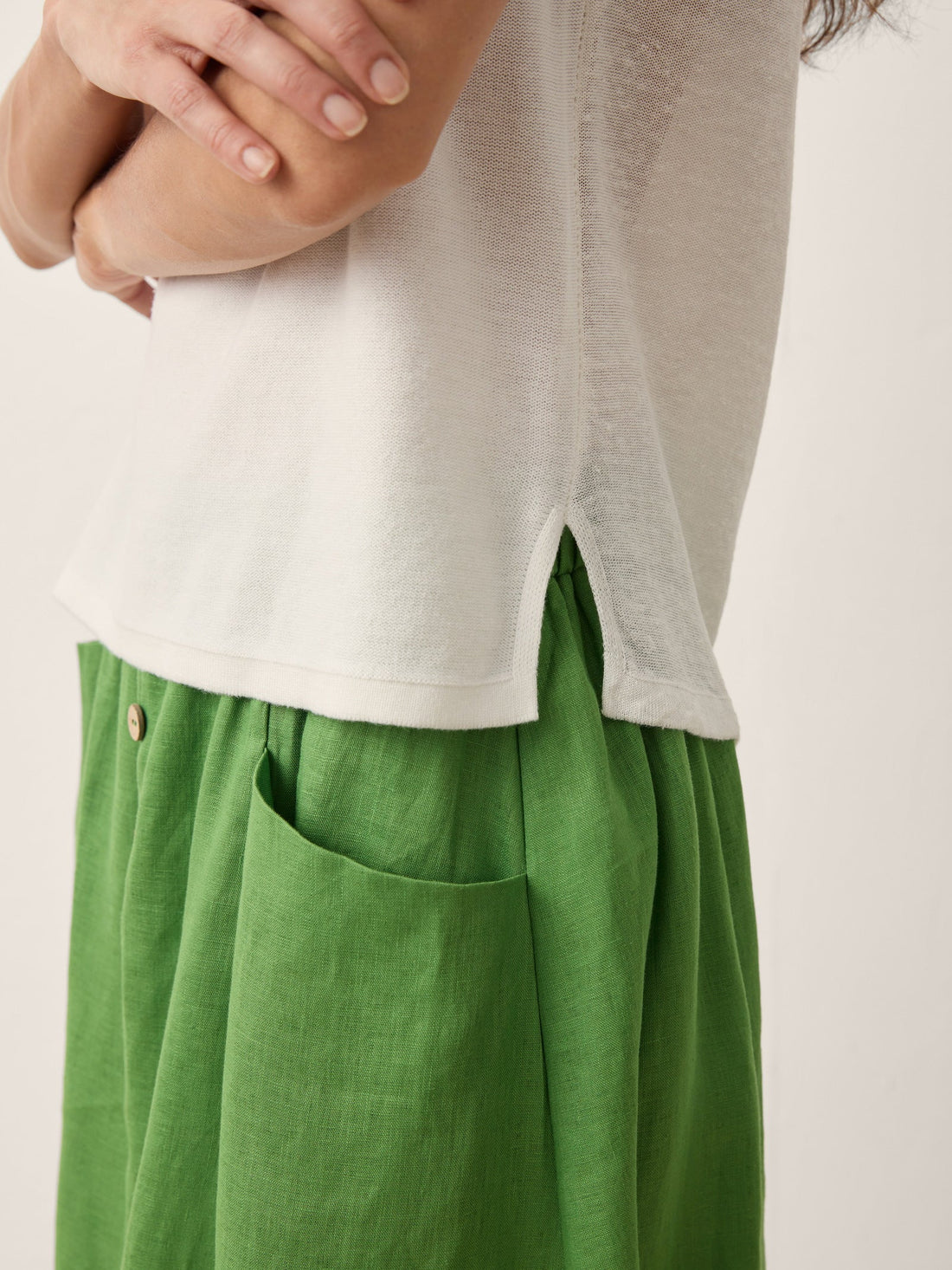 Linen Blend Garment-Dyed Round-Neck Jersey Vest